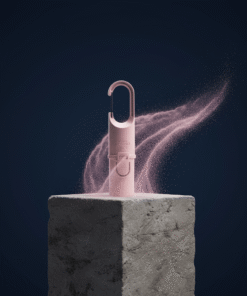 "Nomad Face Bunker Pink Quartz – protector solar recargable con fórmula mineral sin agua, resistente al sol y condiciones extremas."